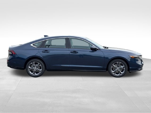 New 2026 Honda Accord EX-L image 9