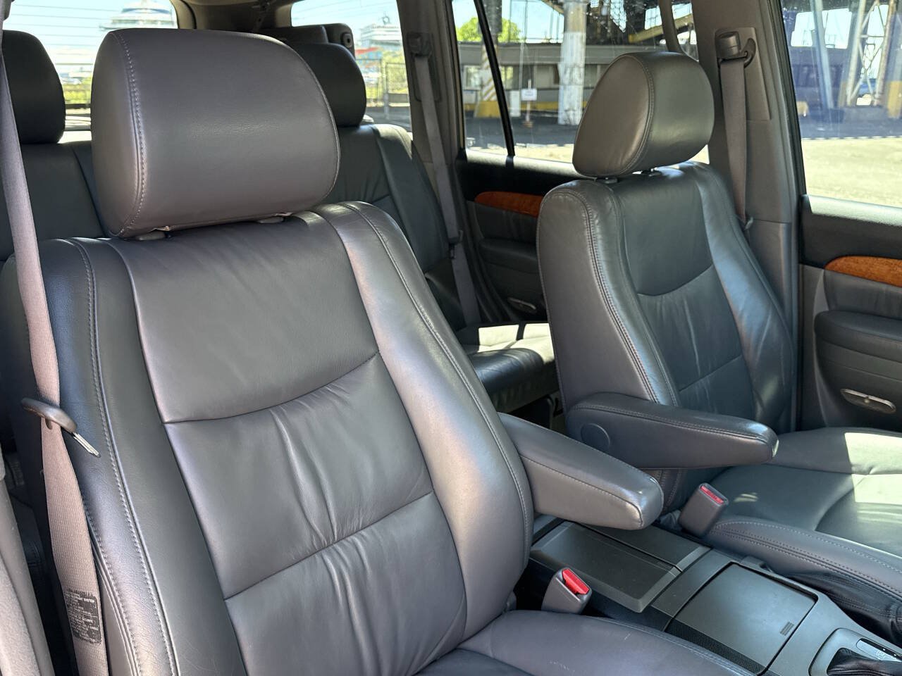 Used 2005 Lexus GX 470 AWD/4WD image 10