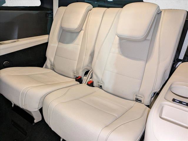 Used 2024 Mercedes-Benz GLS 450 4MATIC image 23