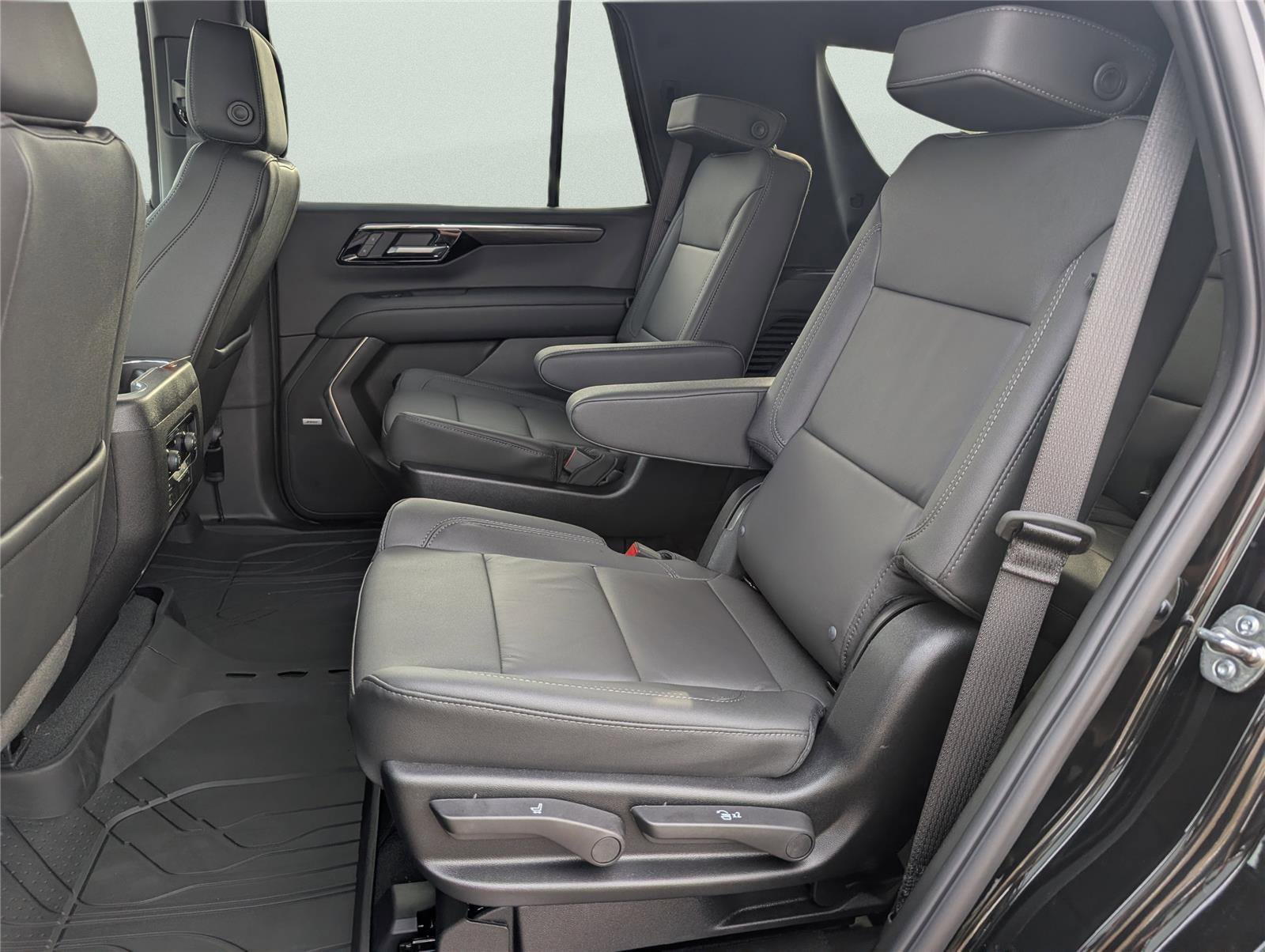 New 2026 Chevrolet Tahoe LT w/ Comfort Package image 32