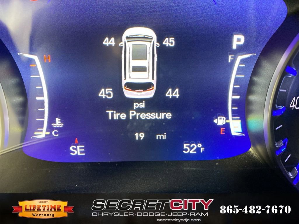 New 2026 Chrysler Pacifica Select image 20