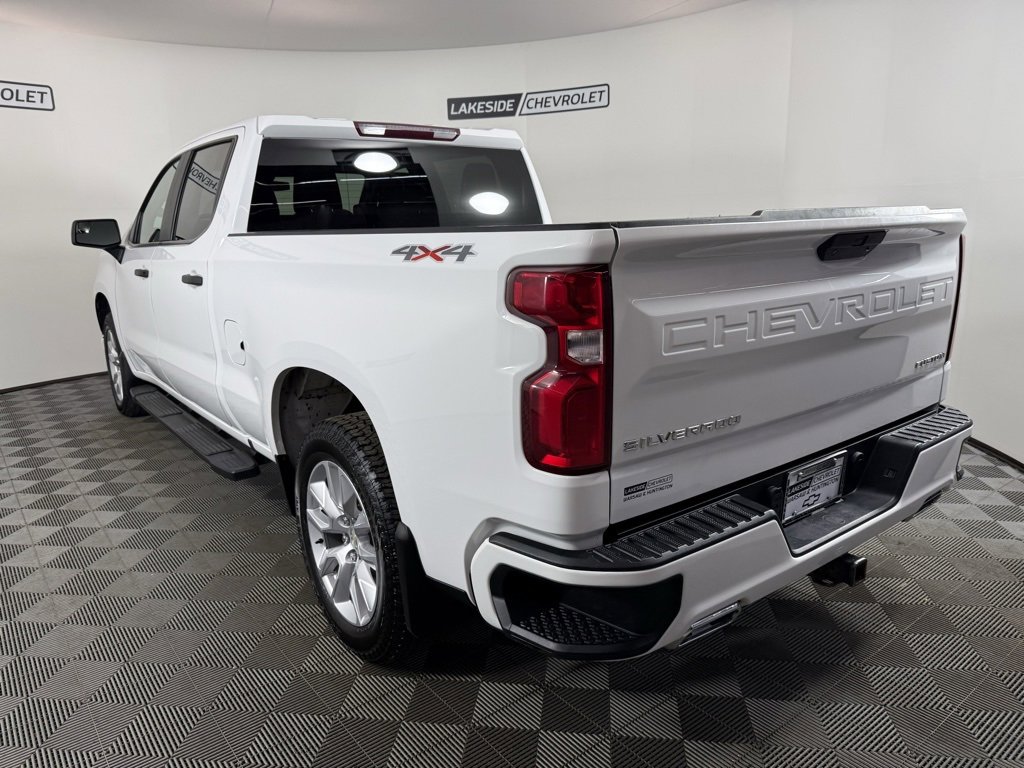 Used 2019 Chevrolet Silverado 1500 Custom image 4