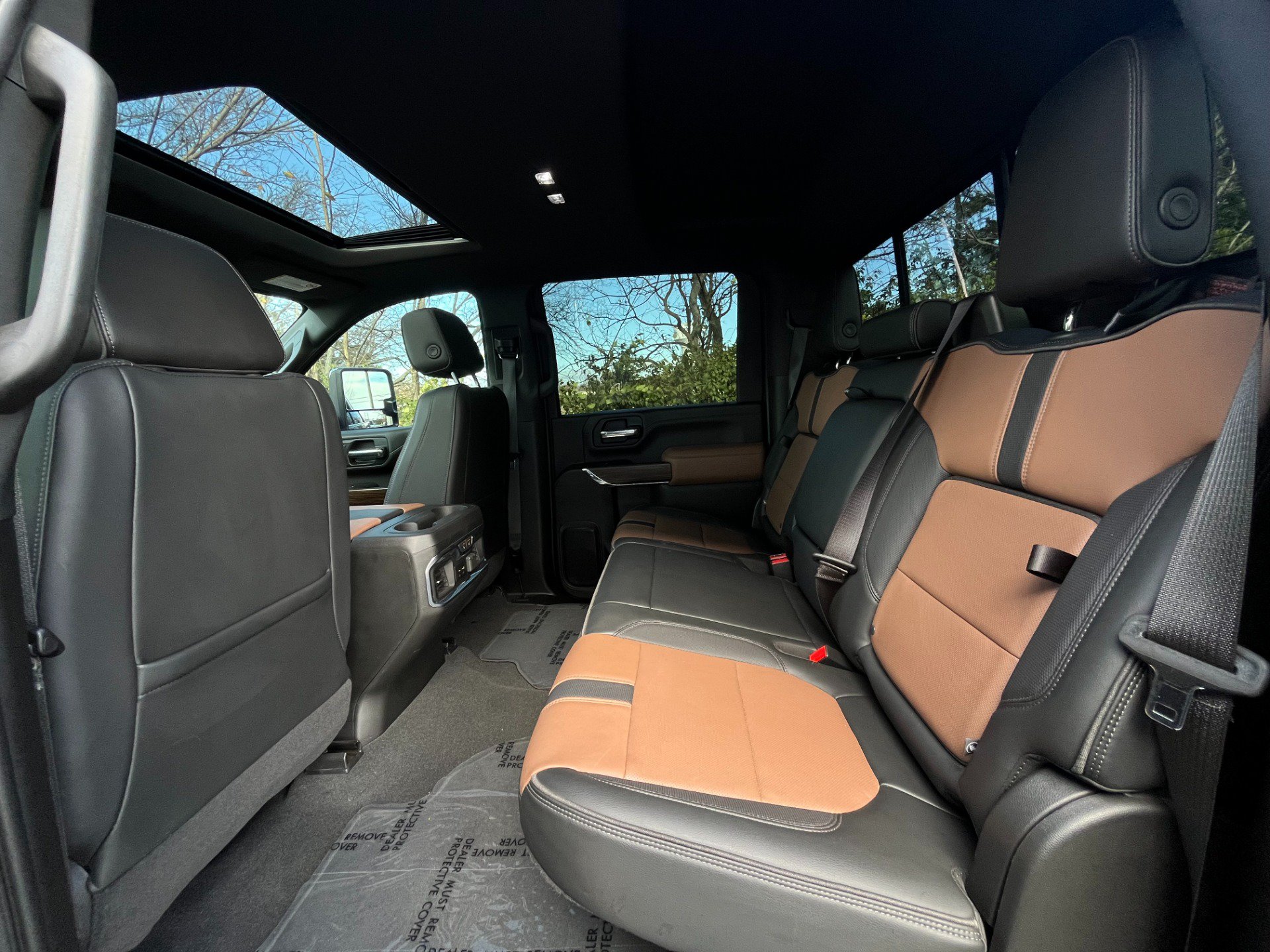 Used 2023 Chevrolet Silverado 2500 High Country w/ Z71 Off-Road Package AWD/4WD image 59