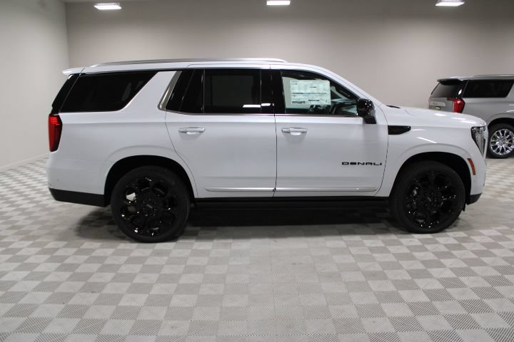 New 2026 GMC Yukon Denali w/ Denali Reserve Package AWD/4WD image 13