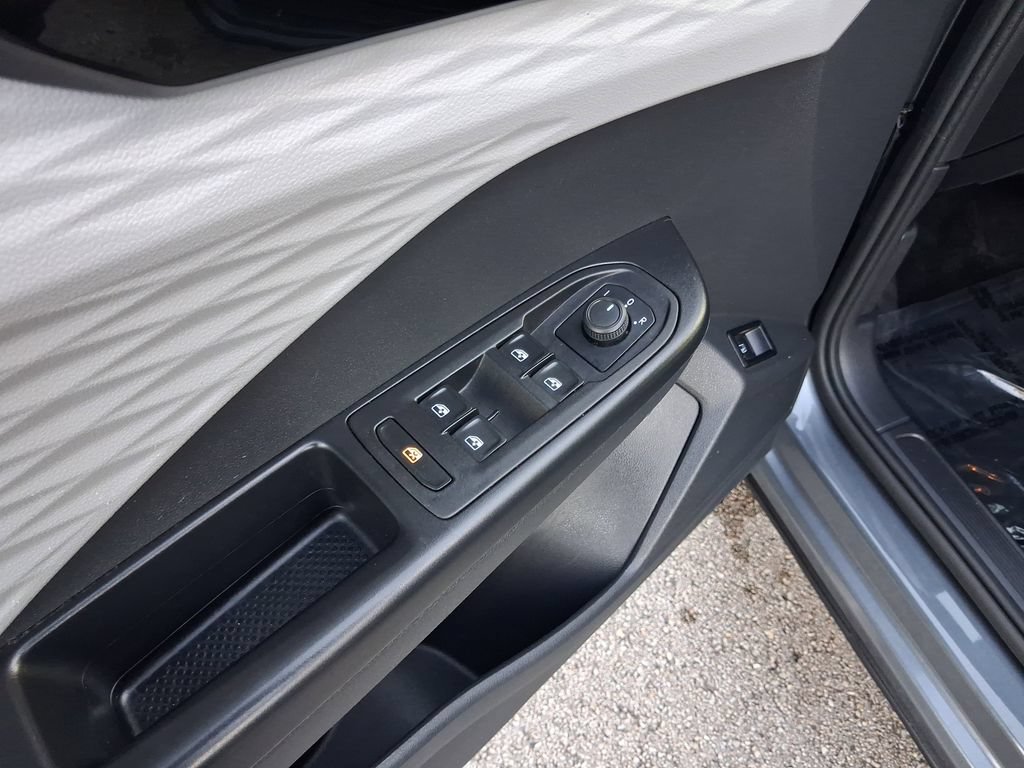 Certified 2023 Volkswagen Taos S FWD image 16