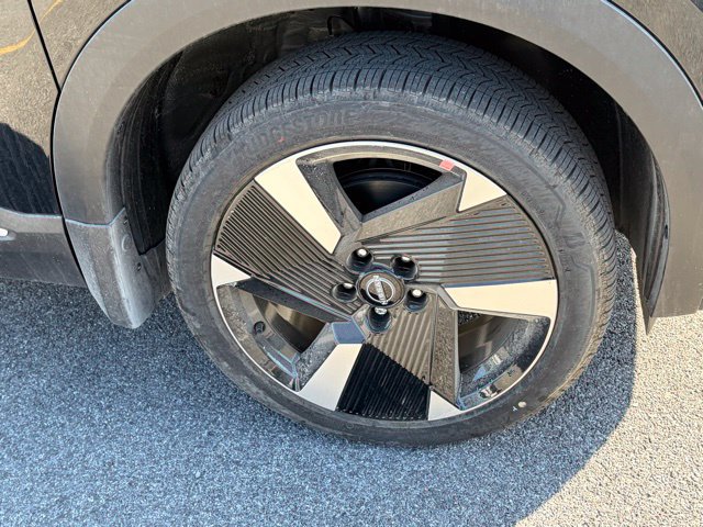 New 2026 Nissan Kicks SR FWD image 11