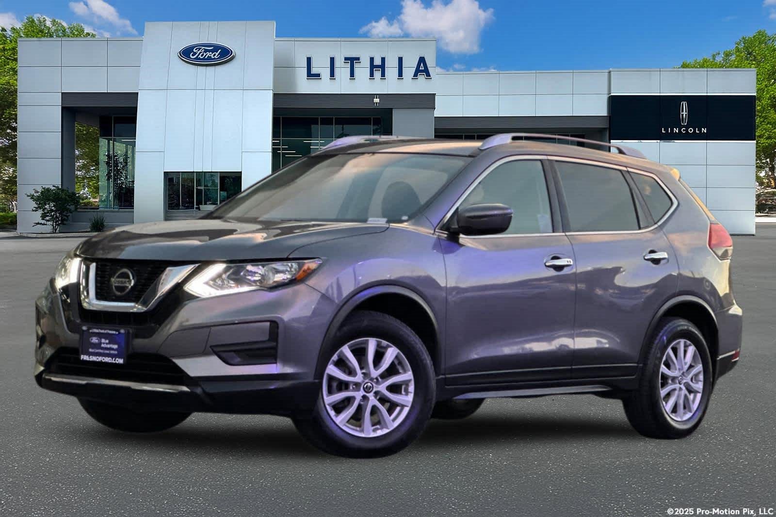 Used 2018 Nissan Rogue SV