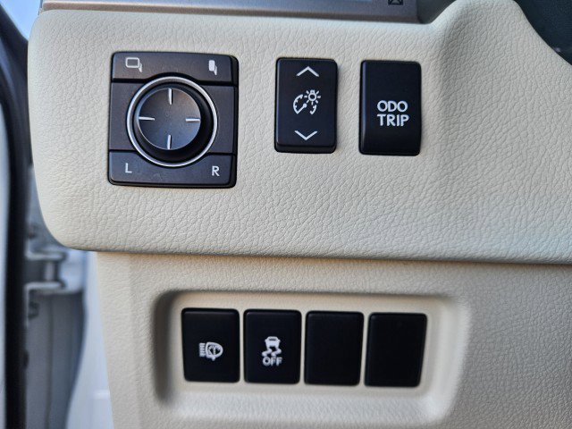 Used 2014 Lexus GX 460 image 17