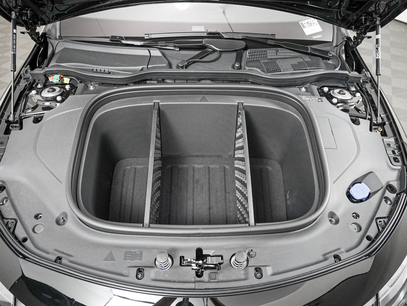 New 2027 Mercedes-Benz CLA 250+ image 4