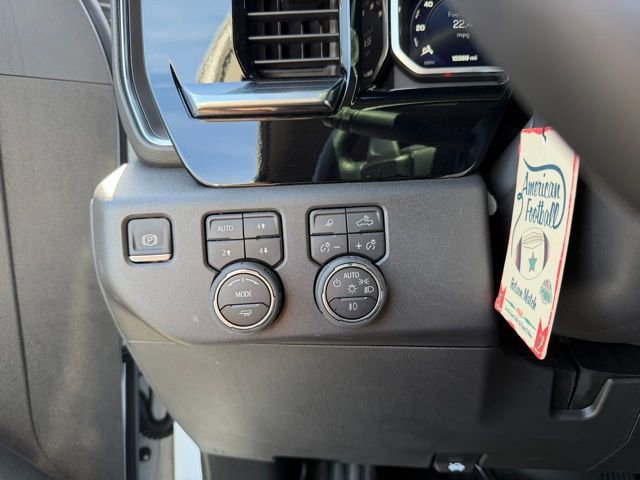 Used 2026 Chevrolet Silverado 1500 LT Trail Boss w/ LT Trail Boss Premium Package AWD/4WD image 16