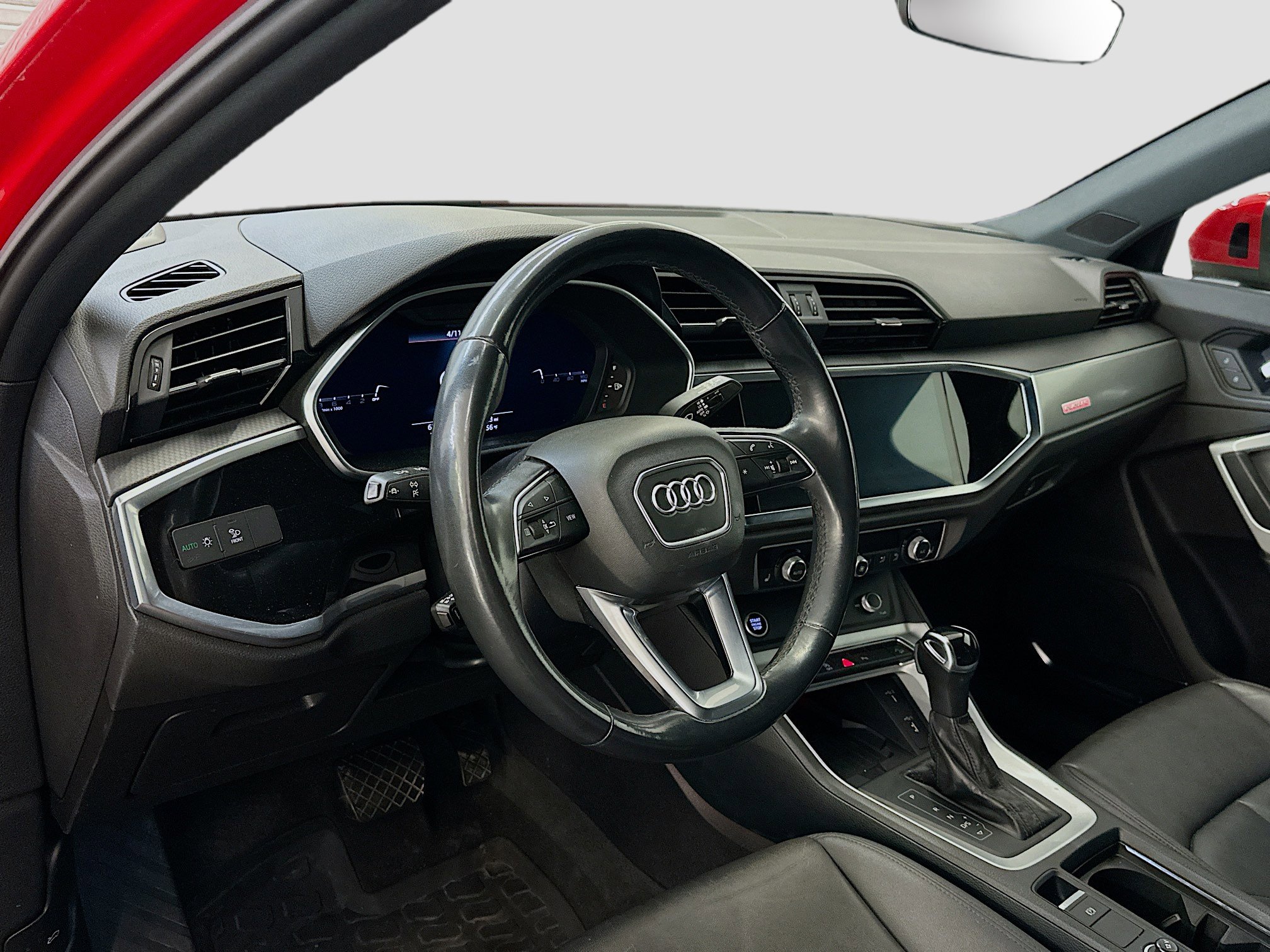 Used 2021 Audi Q3 2.0T Premium Plus w/ Premium Plus Package image 18