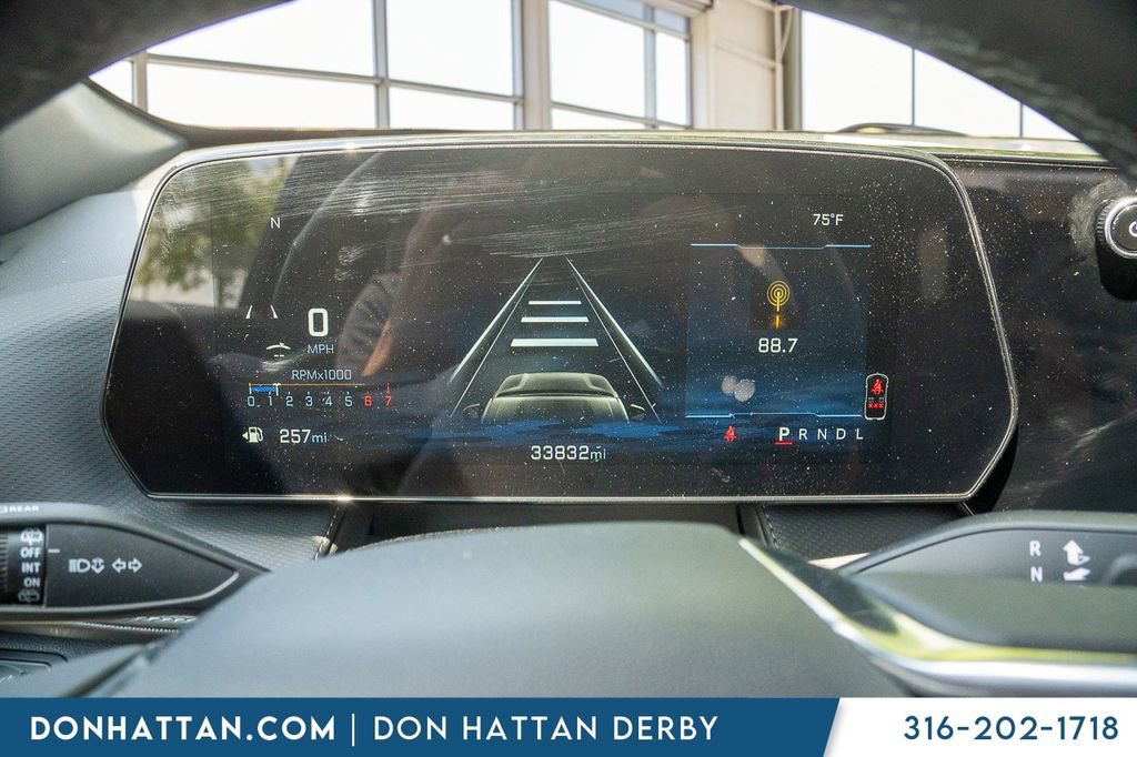 Used 2025 Chevrolet Equinox LT FWD image 6