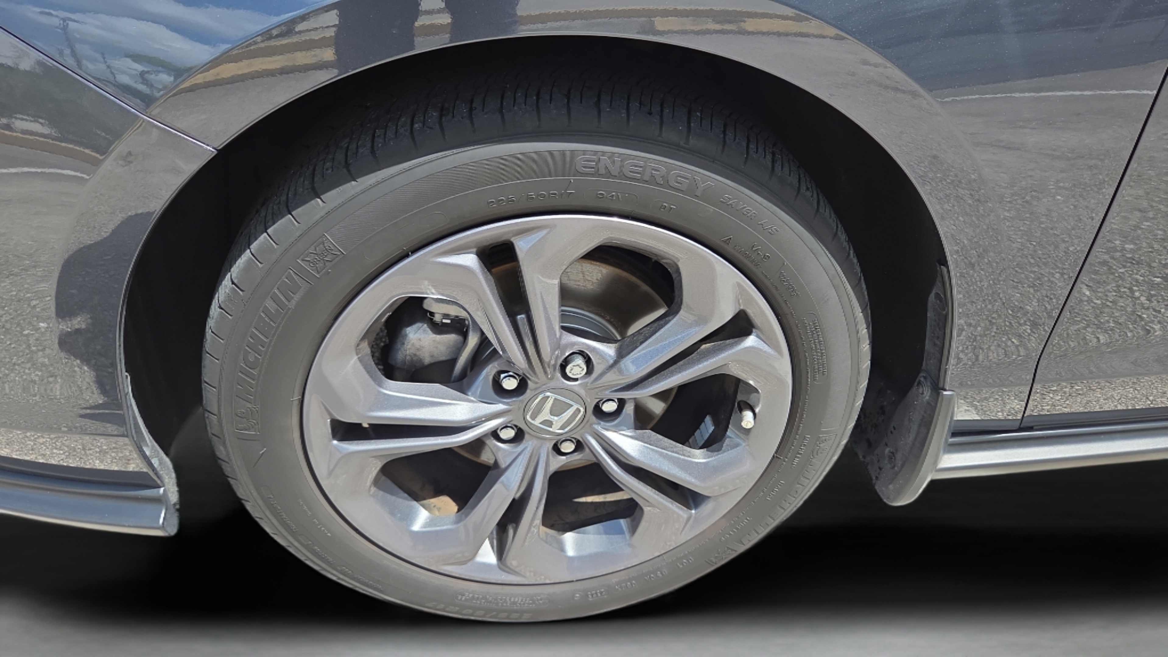 Used 2023 Honda Accord EX image 37