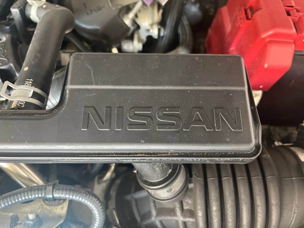 Used 2025 Nissan Sentra SR FWD image 12