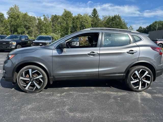 Used 2021 Nissan Rogue Sport SV AWD/4WD image 4