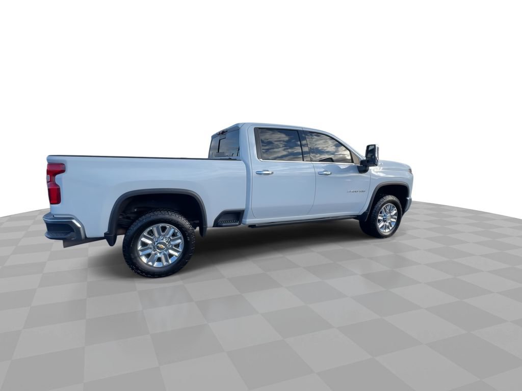 Used 2022 Chevrolet Silverado 3500 LTZ w/ LTZ Premium Package image 8