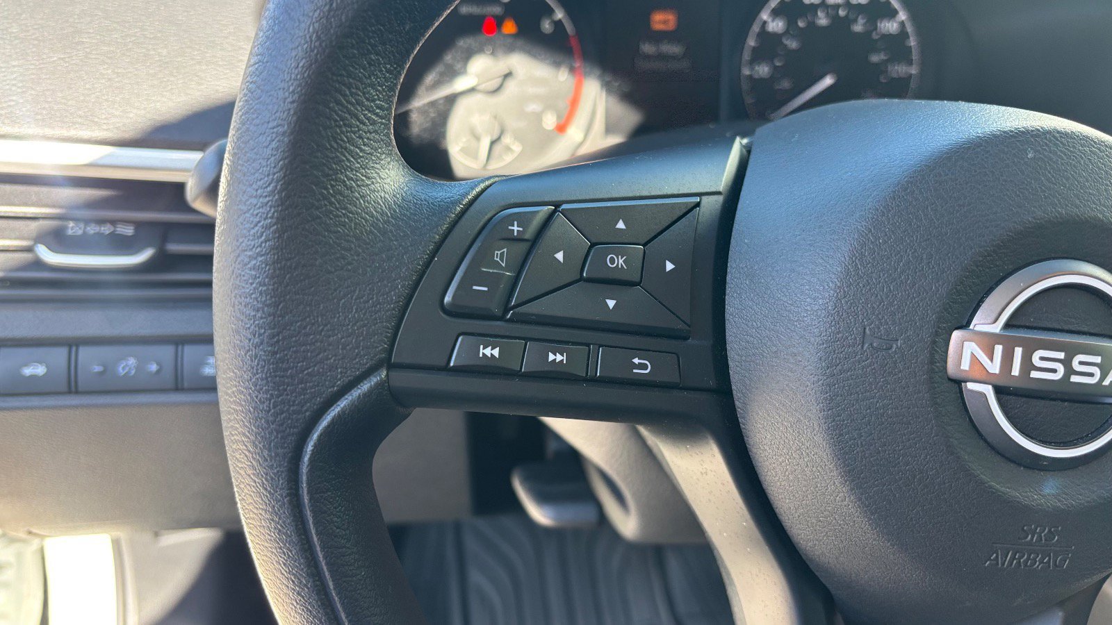 Used 2025 Nissan Altima 2.5 S image 29