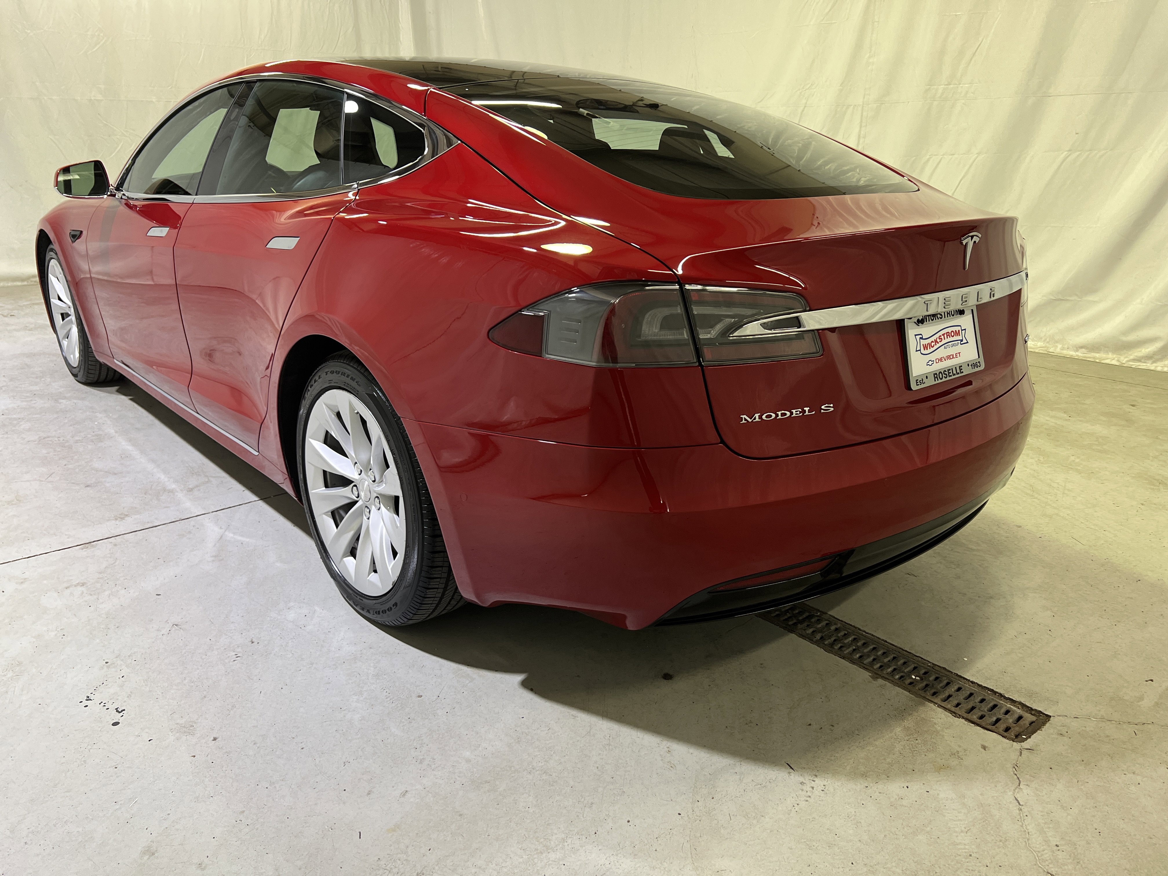 Used 2017 Tesla Model S 90D AWD/4WD image 8