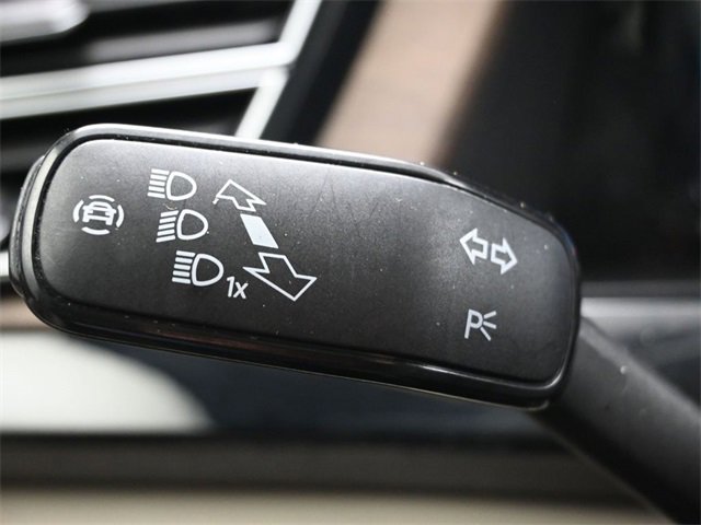 Used 2024 Volkswagen Atlas SE image 31