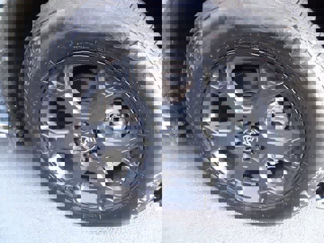 Used 2025 Toyota Sienna XLE Woodland Edition image 19