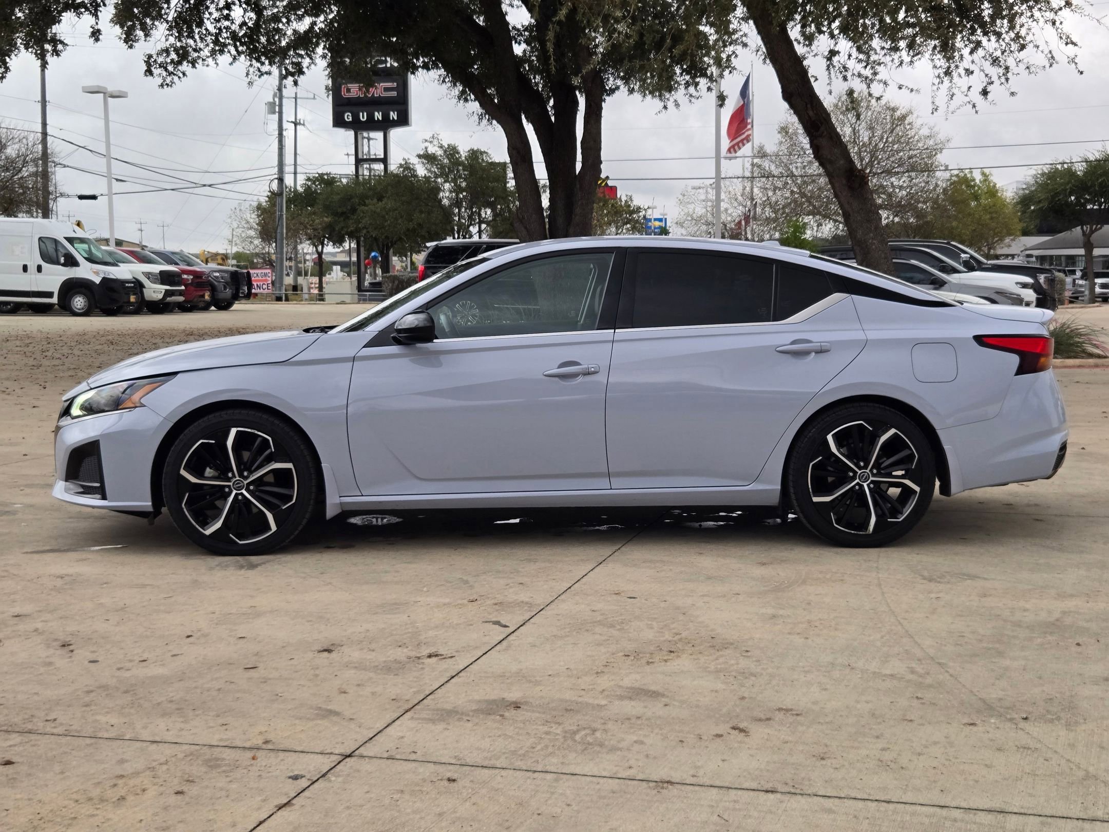 Used 2023 Nissan Altima 2.5 SR image 6