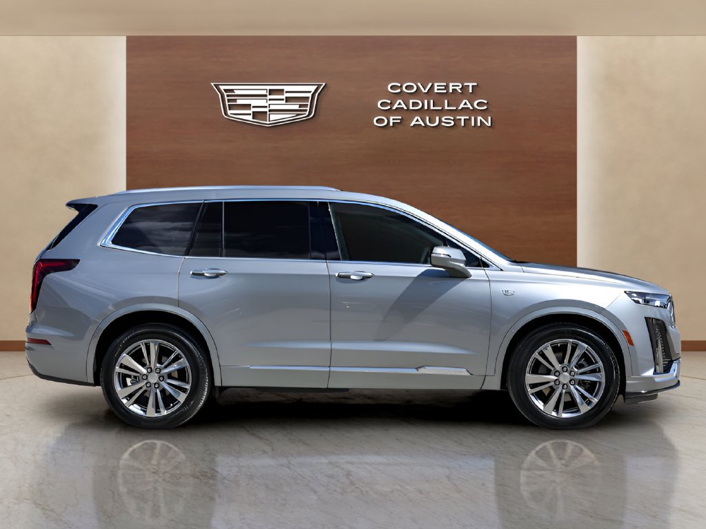 Certified 2025 Cadillac XT6 Premium Luxury FWD image 5