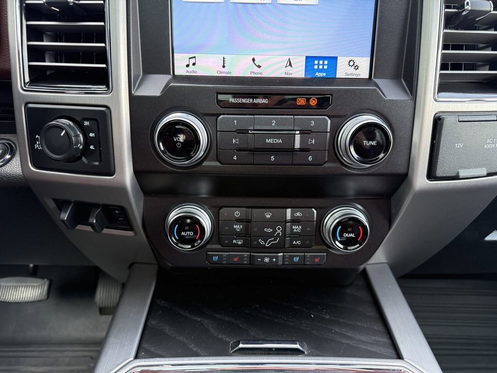 Used 2019 Ford F350 Platinum w/ Platinum Ultimate Package AWD/4WD image 18