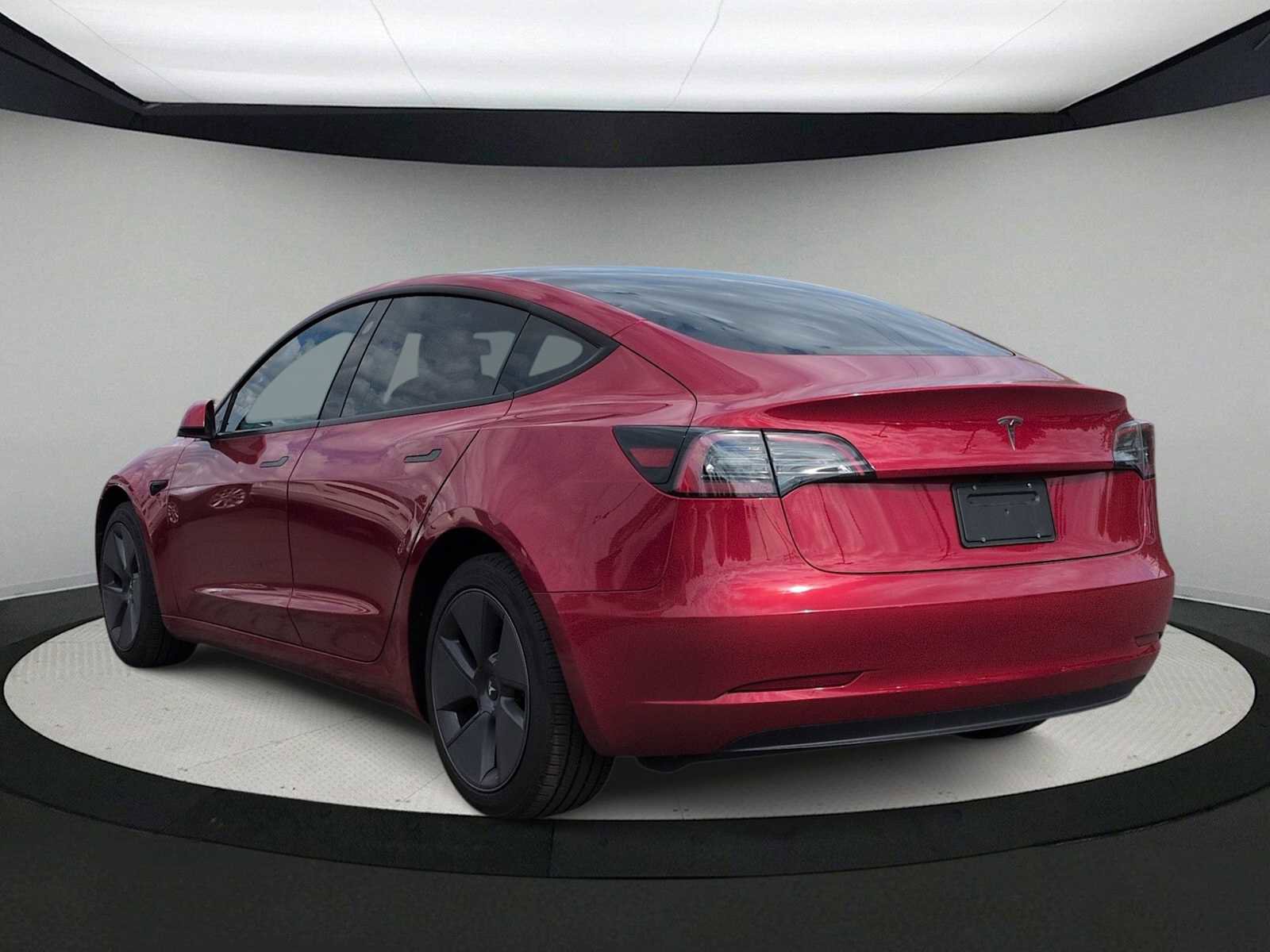 Used 2023 Tesla Model 3 Standard Range RWD image 6