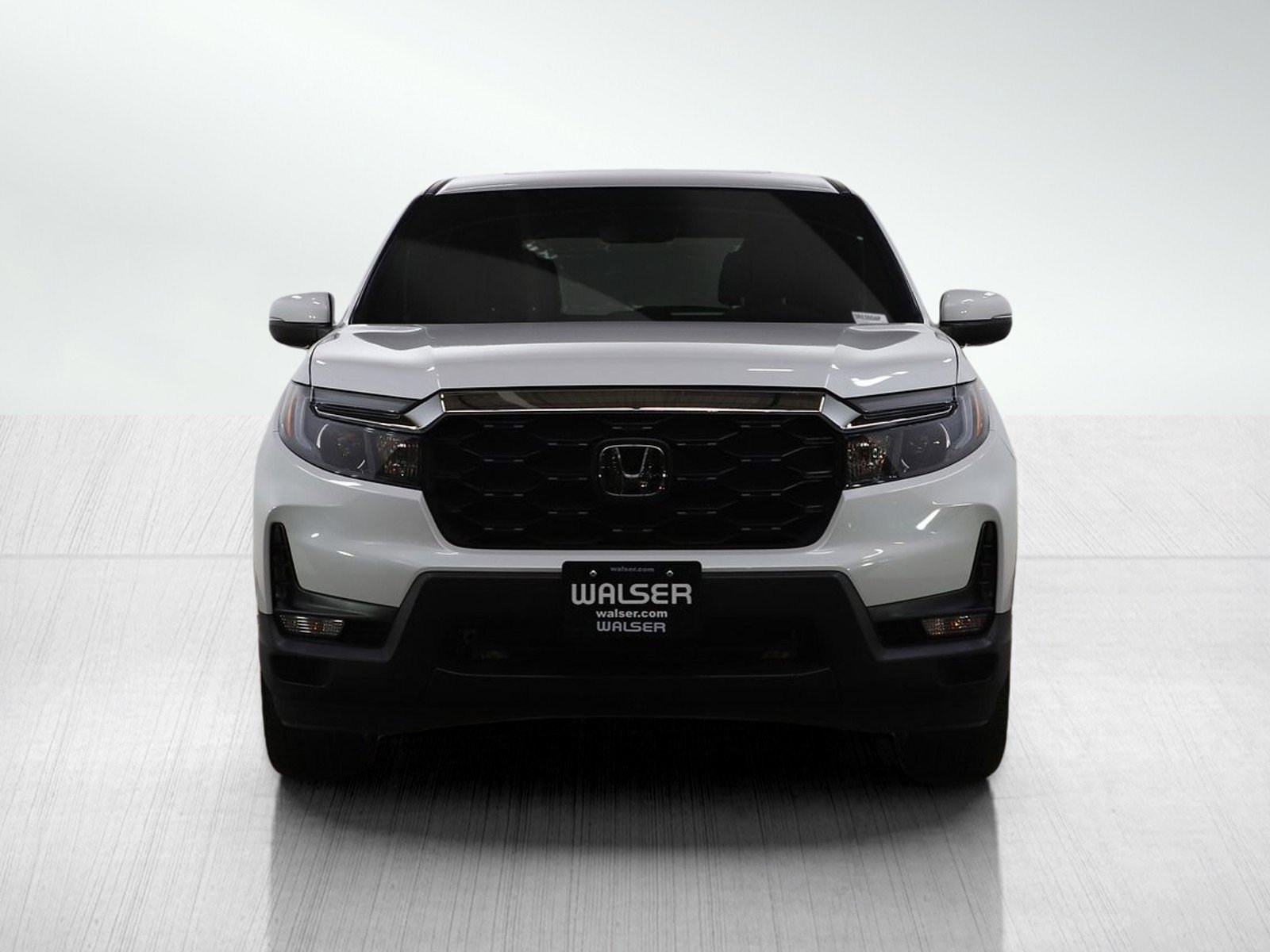 Used 2024 Honda Passport EX-L image 8