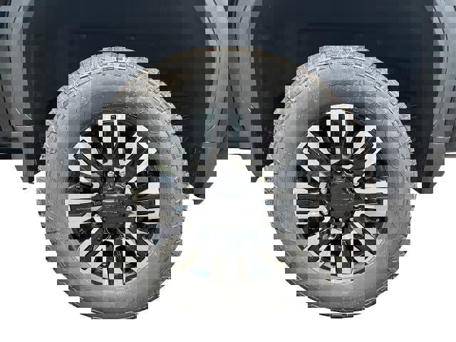 New 2025 GMC Sierra 2500 Denali Ultimate w/ Snow Plow Prep/Camper Package image 9