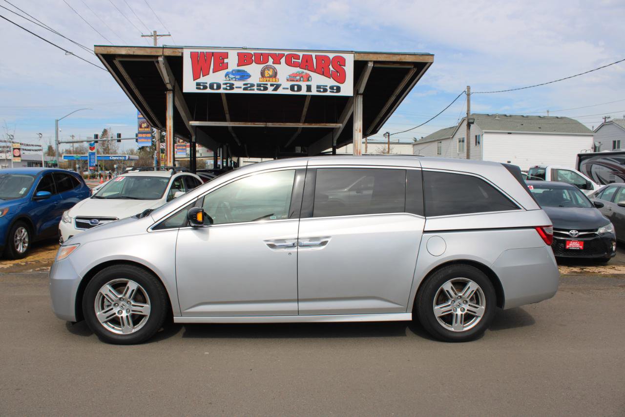 Used 2012 Honda Odyssey Touring Elite image 3