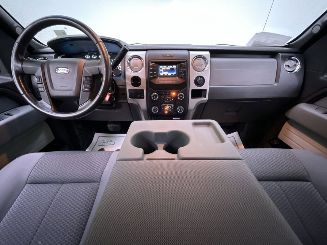Used 2013 Ford F150 XLT w/ Luxury Equipment Group image 17
