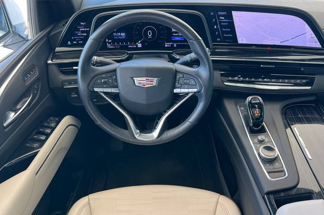 Used 2021 Cadillac Escalade ESV Sport w/ Driver Assist Tech Package AWD/4WD image 17