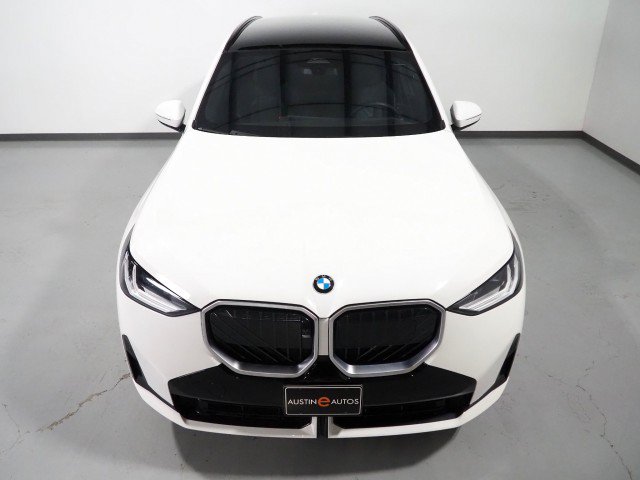 Used 2025 BMW X3 xDrive30 AWD/4WD image 11