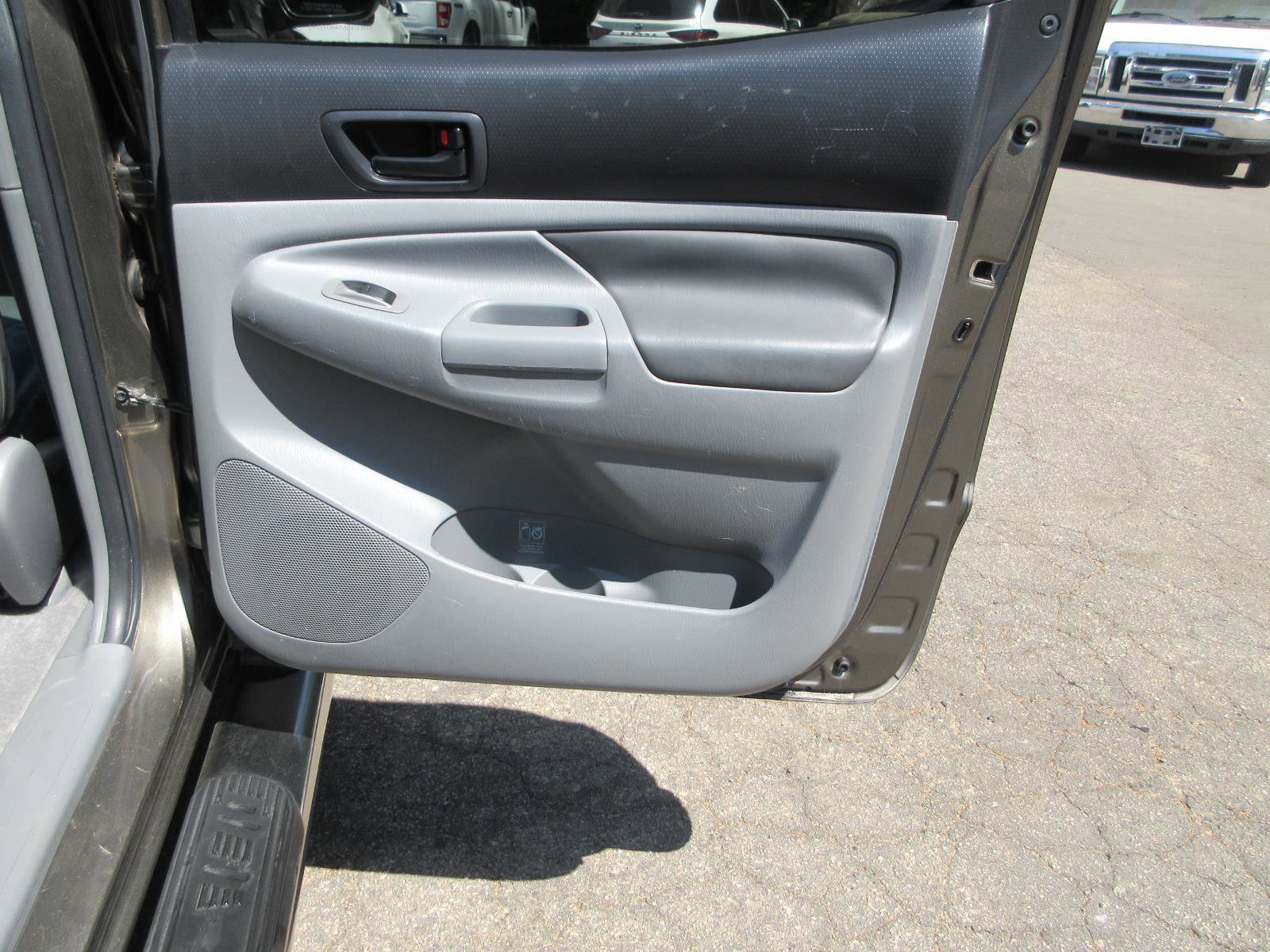 Used 2010 Toyota Tacoma PreRunner RWD image 24