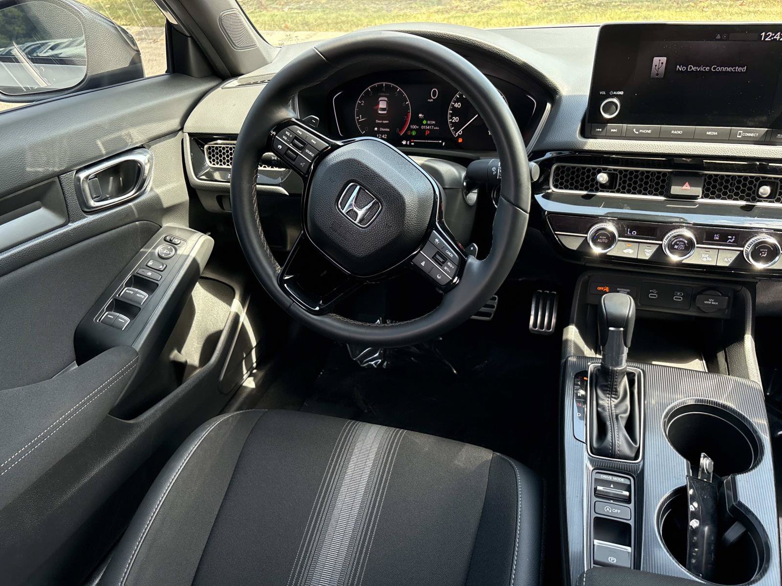 Used 2025 Honda Civic Sport image 26