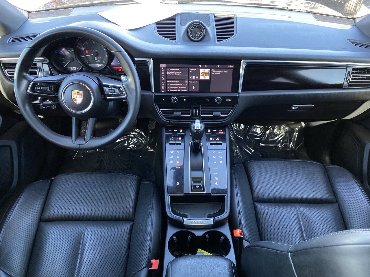 Used 2024 Porsche Macan AWD/4WD image 18