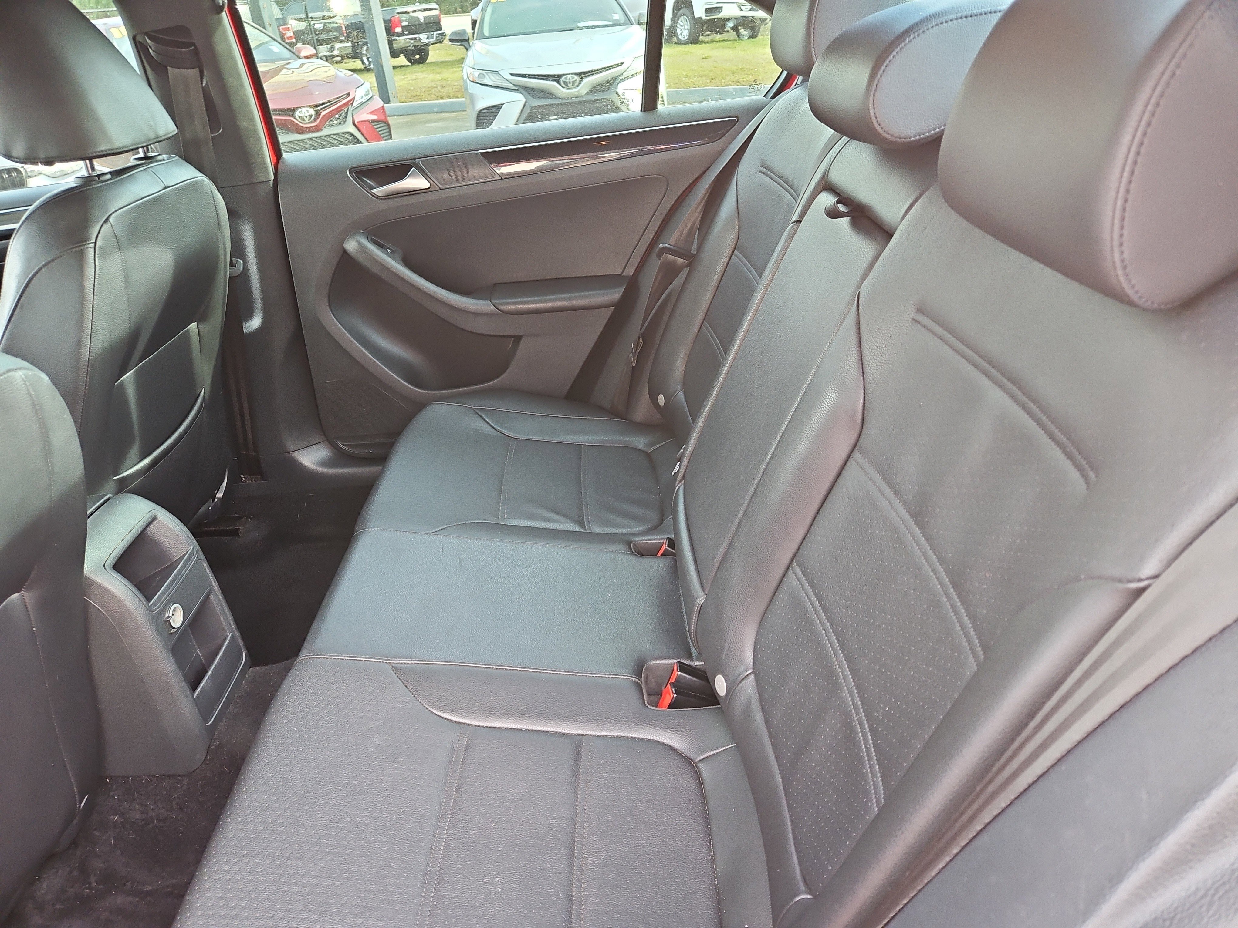 Used 2018 Volkswagen Jetta Sport image 11