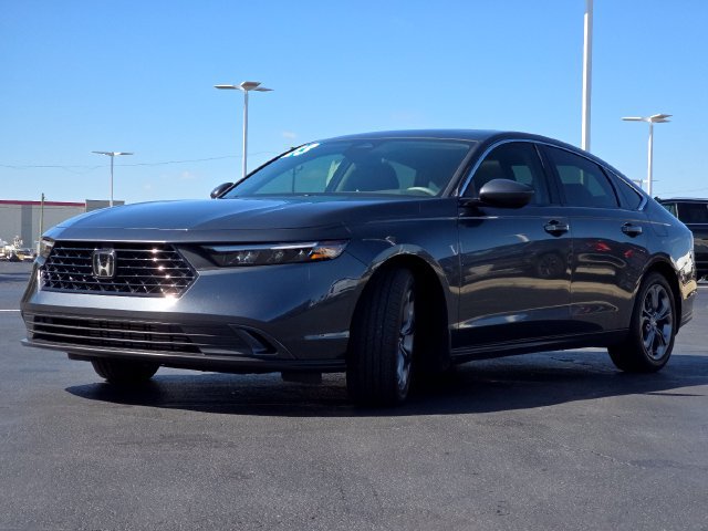 Used 2023 Honda Accord EX image 12