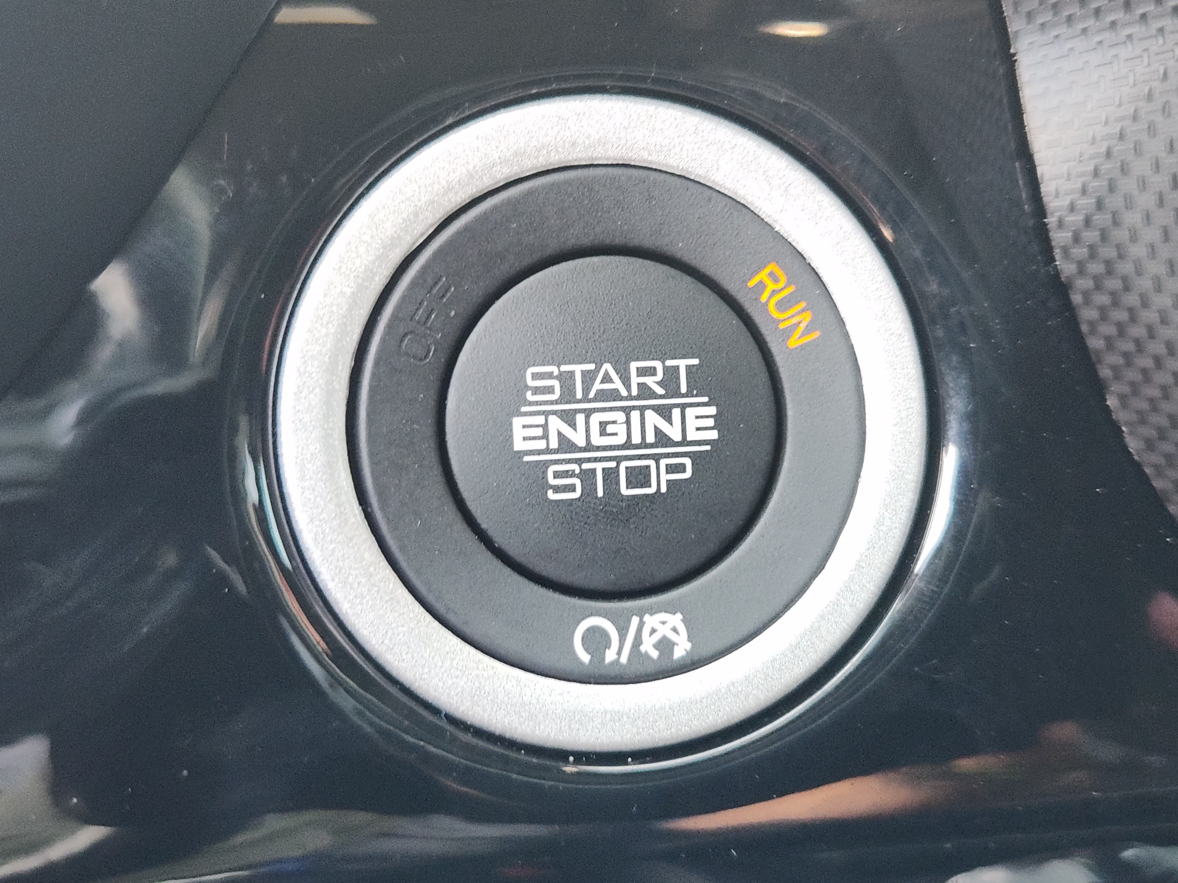 Used 2025 RAM 1500 Limited AWD/4WD image 24