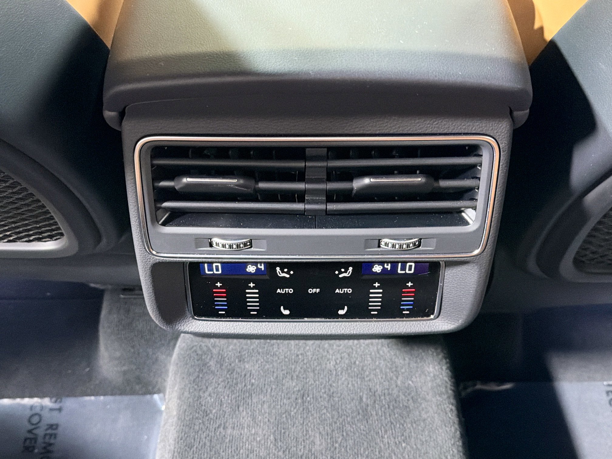 Used 2024 Audi RS Q8 image 20