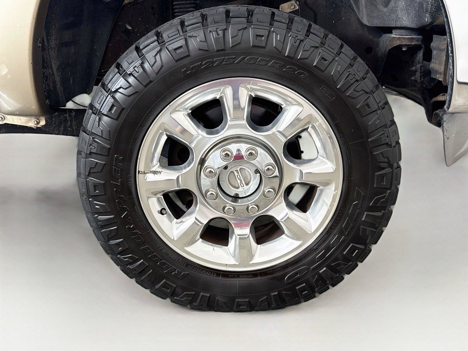 Used 2013 Ford F350 Lariat w/ Lariat Interior Pkg AWD/4WD image 32