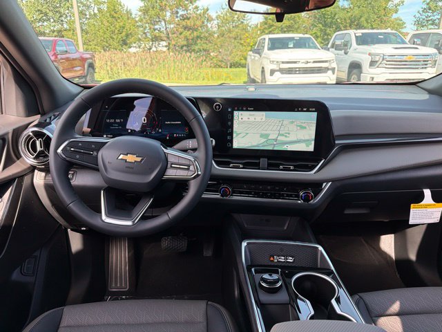New 2027 Chevrolet Equinox LT w/ Convenience Package II FWD image 23