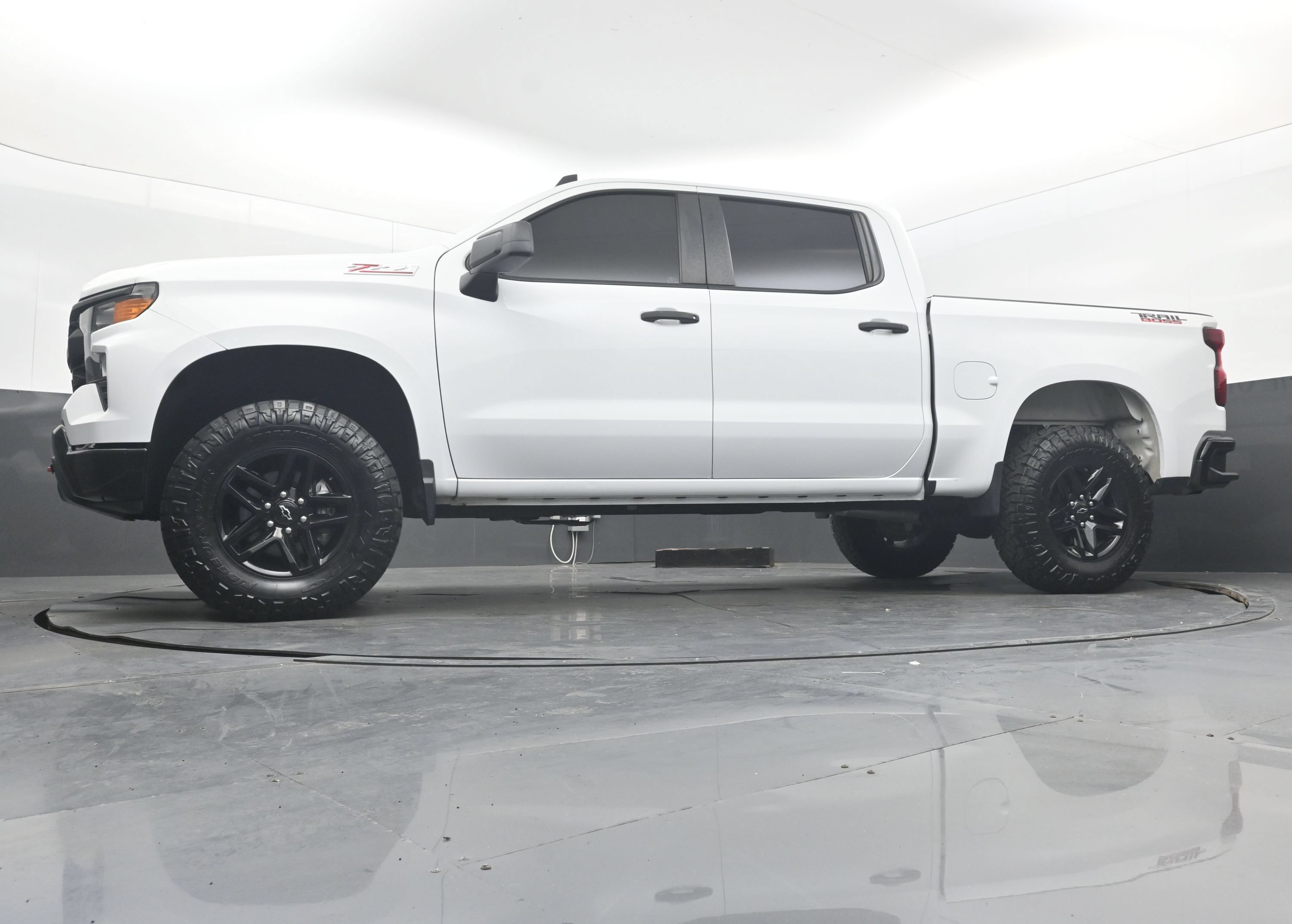 Used 2022 Chevrolet Silverado 1500 Custom Trail Boss w/ LPO, Dark Essentials Package AWD/4WD image 34