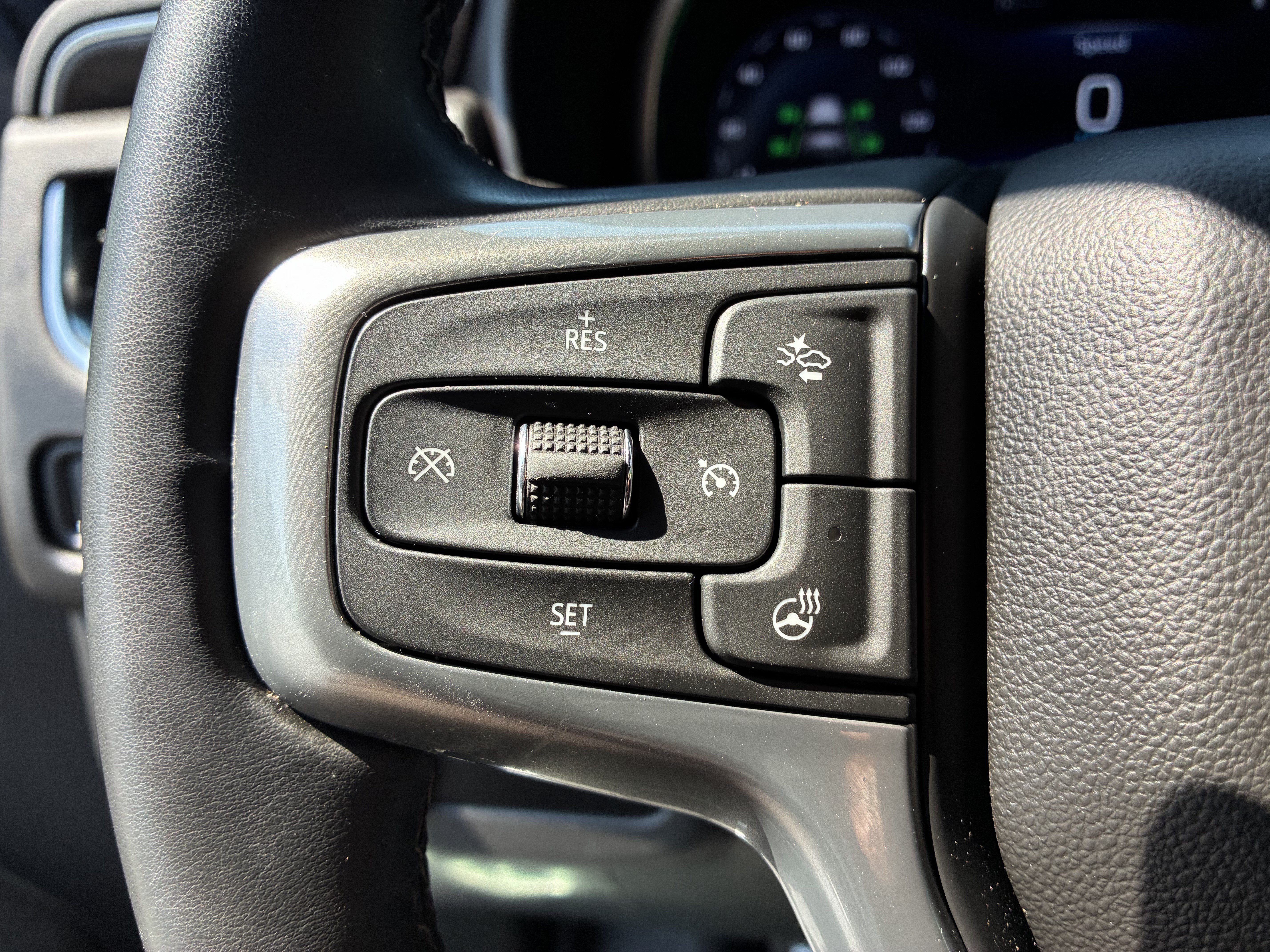 Used 2024 Chevrolet Tahoe LT w/ Luxury Package RWD image 30