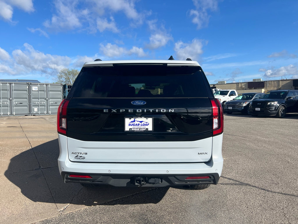 Used 2025 Ford Expedition Max Active AWD/4WD image 5