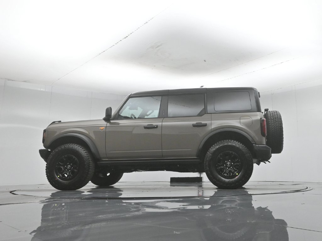 New 2026 Ford Bronco Badlands w/ Wildtrak Package AWD/4WD image 50