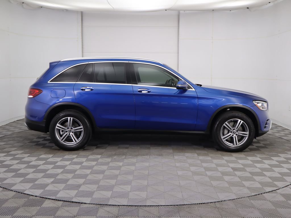 Used 2022 Mercedes-Benz GLC 300 image 4