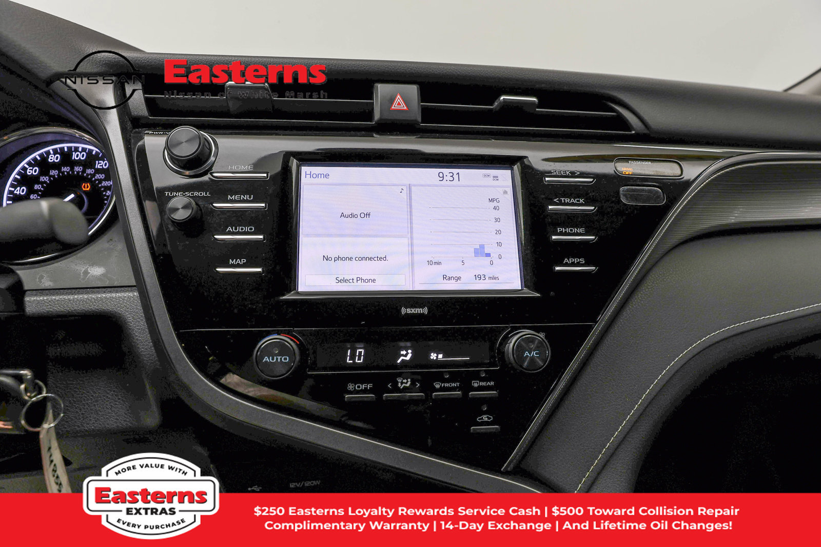 Used 2020 Toyota Camry SE w/ Protection Package (Q2) FWD image 12