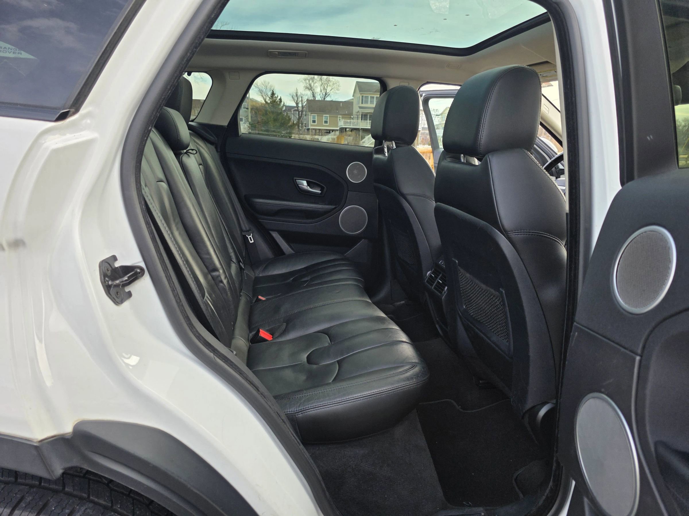 Used 2014 Land Rover Range Rover Evoque Pure Plus AWD/4WD image 18